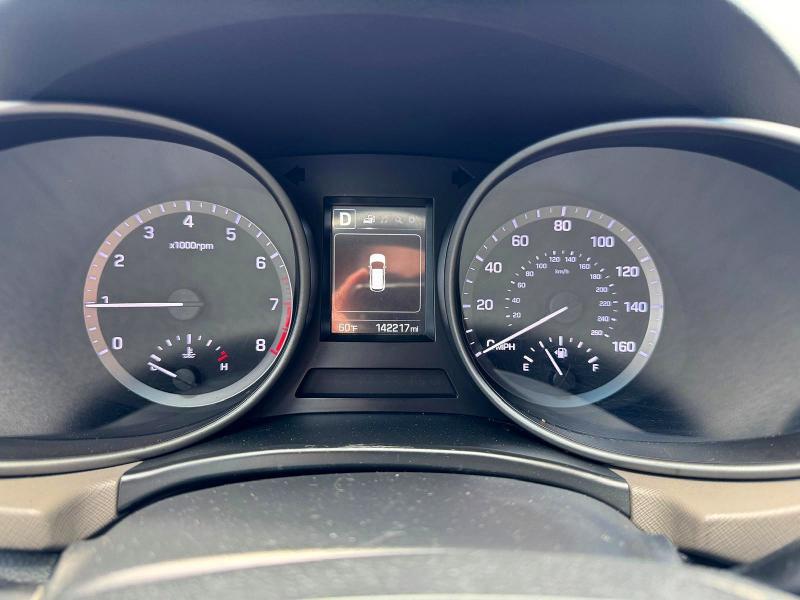 2017 Hyundai Santa fe VIN KM8SMDHF6HU209448 COPART salvage auction — MINOR DENT/SCRATCHES, Ct - Certificate Of Title, sold $4,900 on 2026-07-24 (photo 8)