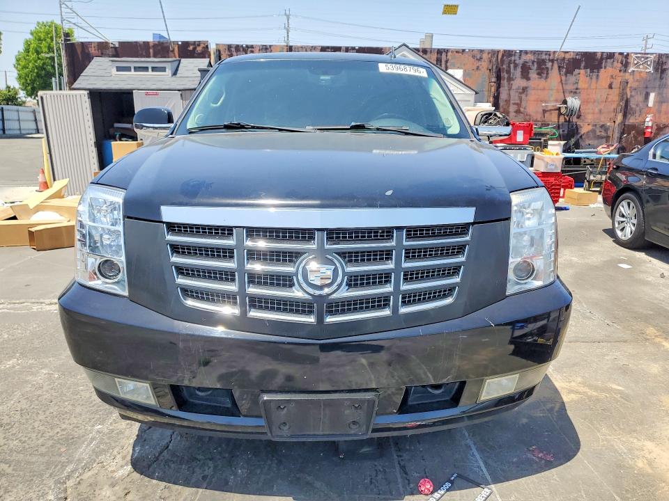 2011 Cadillac Escalade VIN 1GYS3EEJ4BR231670 COPART salvage auction — REAR END, Ca - Salvage Certificate, sold $850 on 2026-07-22 (photo 5)