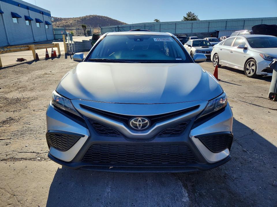 2021 Toyota Camry VIN 4T1G11AK6MU488818 COPART salvage auction — REAR END, Nm - Cert Of Title-Salvage, sold $6,399 on 2026-08-03 (photo 5)