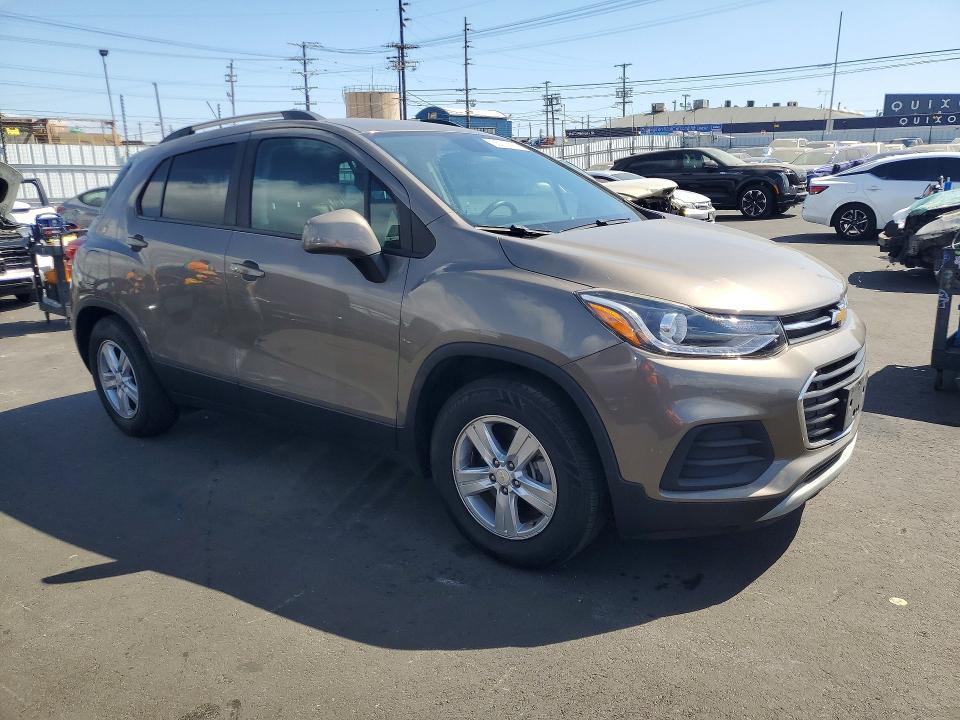 2022 Chevrolet Trax VIN KL7CJLSM0NB512572 COPART salvage auction — REAR END, Ca - Salvage Certificate, sold $2,600 on 2026-07-15 (photo 4)