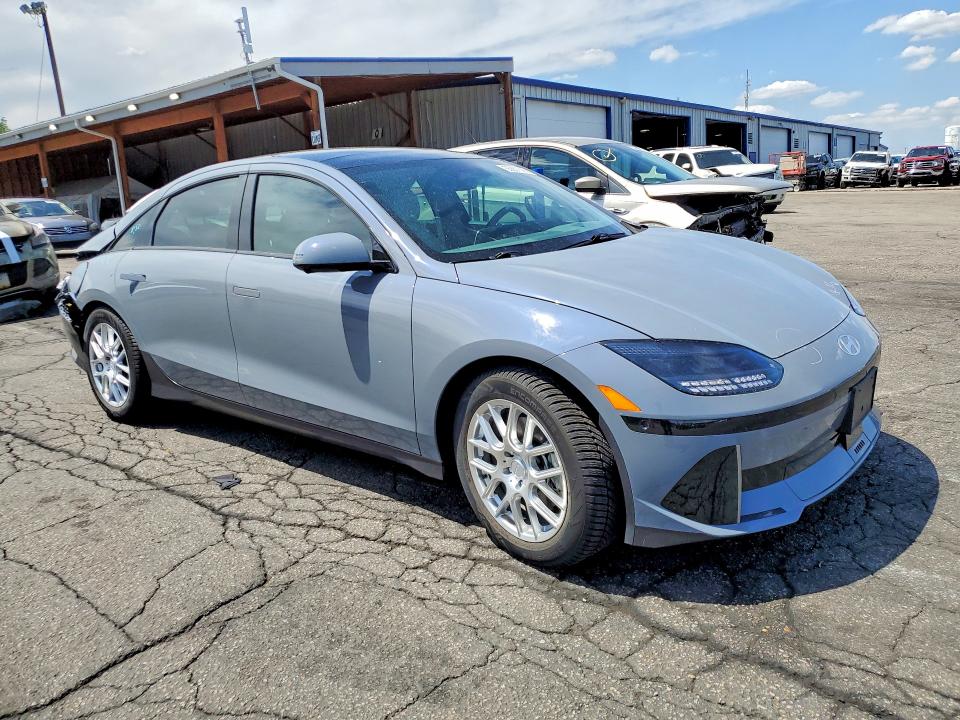 2025 Hyundai VIN KMHM54AC9SA099901 COPART salvage auction — REAR END, Co - Salvage Title, sold $9,500 on 2026-07-14 (photo 4)
