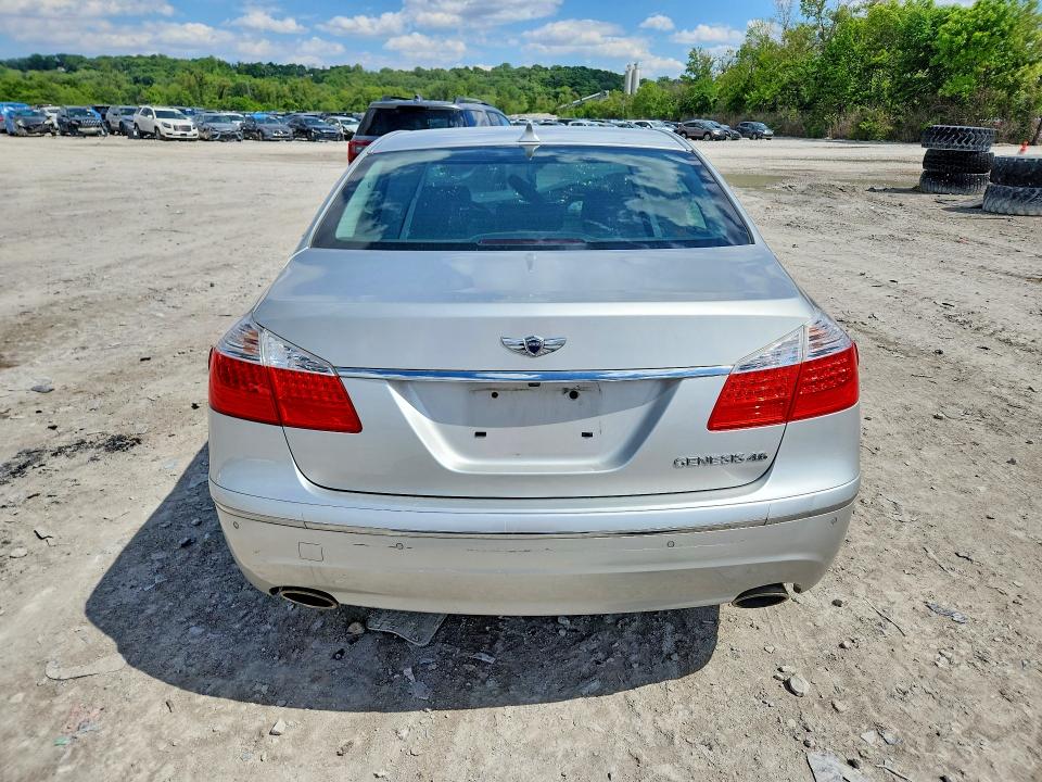 2009 Hyundai Genesis VIN KMHGC46F29U062798 COPART salvage auction — UNDERCARRIAGE, Il - Salvage Certificate, sold $400 on 2026-07-06 (photo 6)