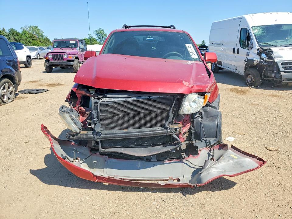 2010 Ford Escape VIN 1FMCU0EG6AKA14669 COPART salvage auction — FRONT END, Il - Salvage Certificate, sold $425 on 2026-07-09 (photo 5)