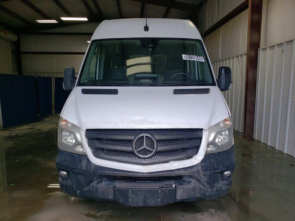 2017 Mercedes-benz Sprinter VIN WD3PF1CD0HP571499 COPART salvage auction — NORMAL WEAR, FL - CERTIFICATE OF TITLE, sold $6,700 on 2026-07-09 (photo 5)