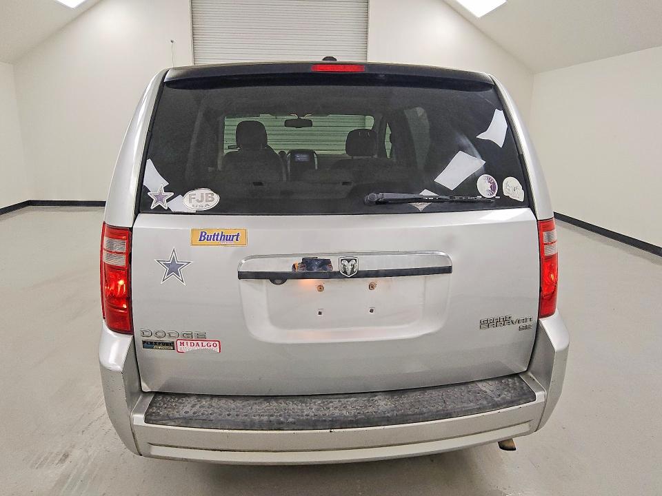 2010 Dodge Grand caravan VIN 2D4RN4DE4AR307669 COPART salvage auction — MINOR DENT/SCRATCHES, TX - CERTIFICATE OF TITLE, sold $100 on 2026-07-09 (photo 6)