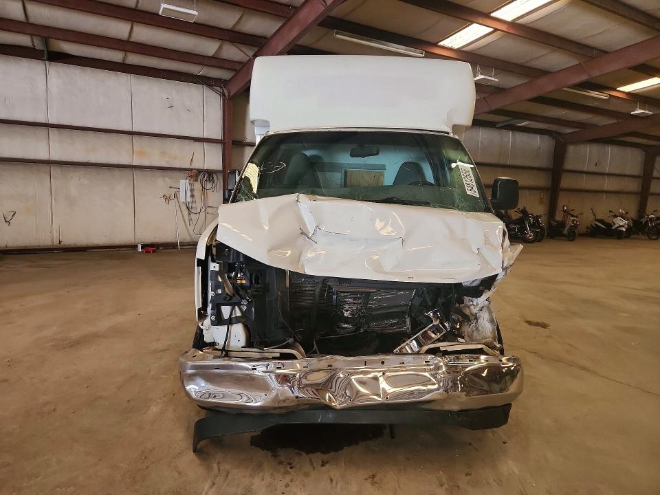 2020 Chevrolet Express 2500 VIN 1GB0GRFG7L1277607 COPART salvage auction — ALL OVER, Nc - Salvage Certificate Of Title, sold $2,700 on 2026-07-08 (photo 5)