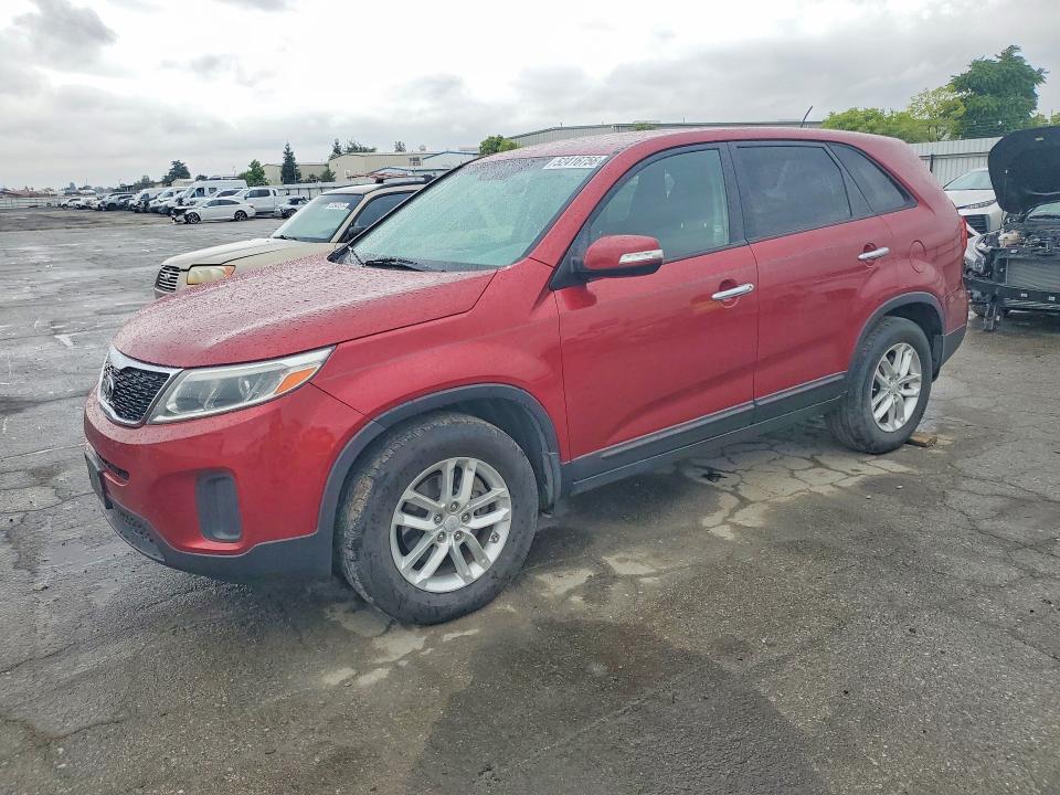 2015 Kia VIN 5XYKT3A67FG596196 COPART salvage auction — NORMAL WEAR, Ca - Dis/Dlr/Exp Only Clean Title, sold $725 on 2026-07-31 (photo 1)