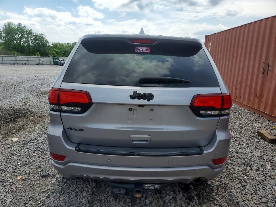 2018 Jeep Cherokee VIN 1C4RJFAG1JC204079 COPART salvage auction — MINOR DENT/SCRATCHES, Al - Certificate Of Title, sold $5,800 on 2026-08-04 (photo 6)