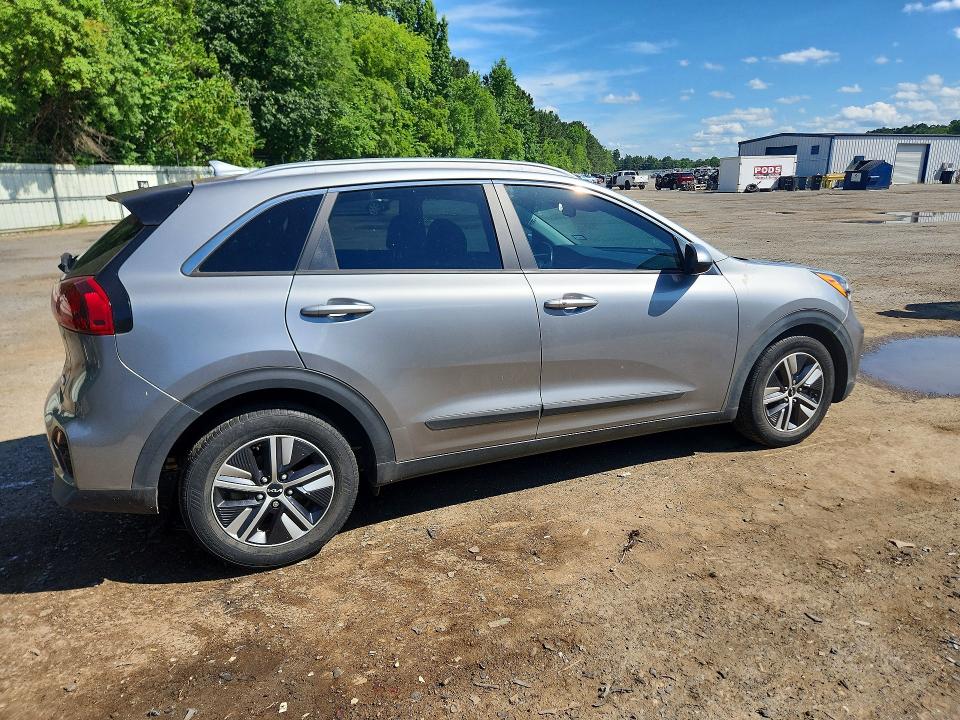 2022 Kia Niro VIN KNDCB3LC1N5546301 COPART salvage auction — SIDE, La - Cert Of Title-Salvage, sold $8,300 on 2026-07-16 (photo 3)