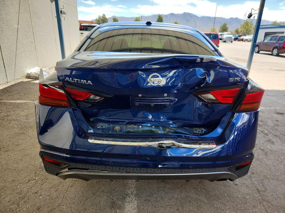 2020 Nissan VIN 1N4BL4CV8LN311140 COPART salvage auction — REAR END, Tx - Salvage Vehicle Title, sold $4,500 on 2026-07-31 (photo 6)