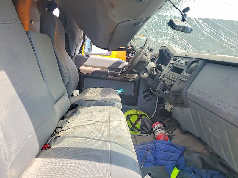 2025 Ford F650-f750 VIN 1FDNF7AN2SDF09196 COPART salvage auction — ROOF, Wa - Vehicle Cert Of Ownership-Titl, sold $825 on 2026-07-28 (photo 5)