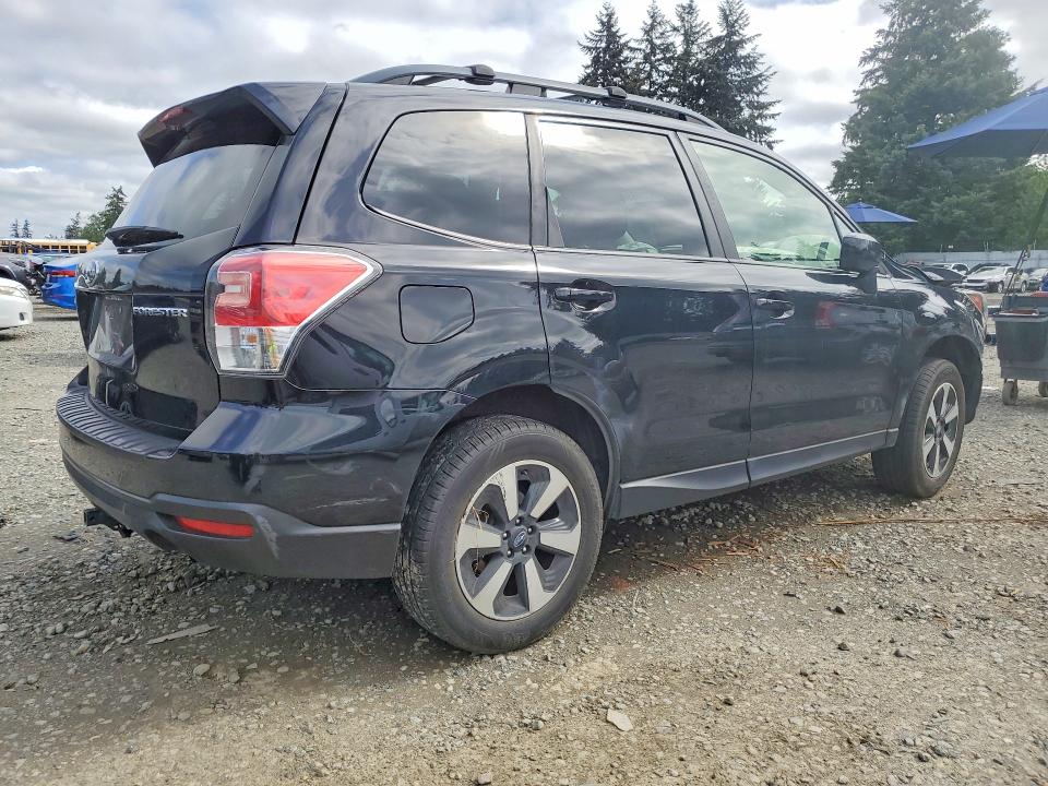 2018 Subaru Forester VIN JF2SJAGC5JH512983 COPART salvage auction — FRONT END, Salvage Title, sold $1,350 on 2026-07-10 (photo 3)