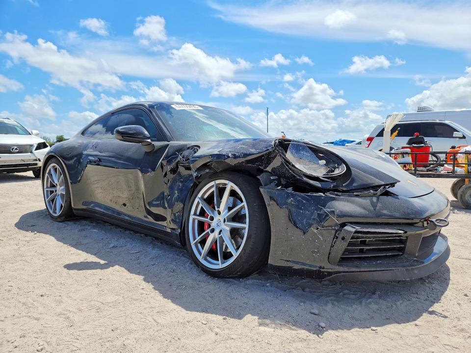 2022 Porsche 911 VIN WP0AB2A94NS220776 COPART salvage auction — SIDE, Fl - Cert Of Title Slvg Rebuildable, sold $66,000 on 2026-07-09 (photo 4)