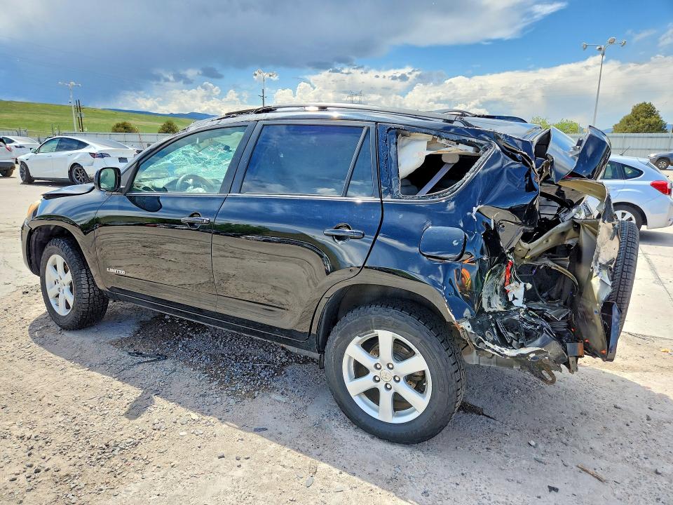 2007 Toyota Rav 4 VIN JTMBK31V376014531 COPART salvage auction — ROLLOVER, CO - NON-REPAIRABLE CERT OF TITLE, sold $350 on 2026-07-06 (photo 2)