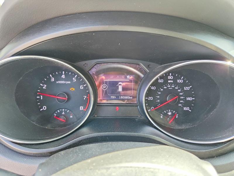 2017 Kia SEDONA VIN KNDMB5C19H6238712 COPART salvage auction — MINOR DENT/SCRATCHES, Md - Certificate Of Title, sold $875 on 2026-07-10 (photo 9)