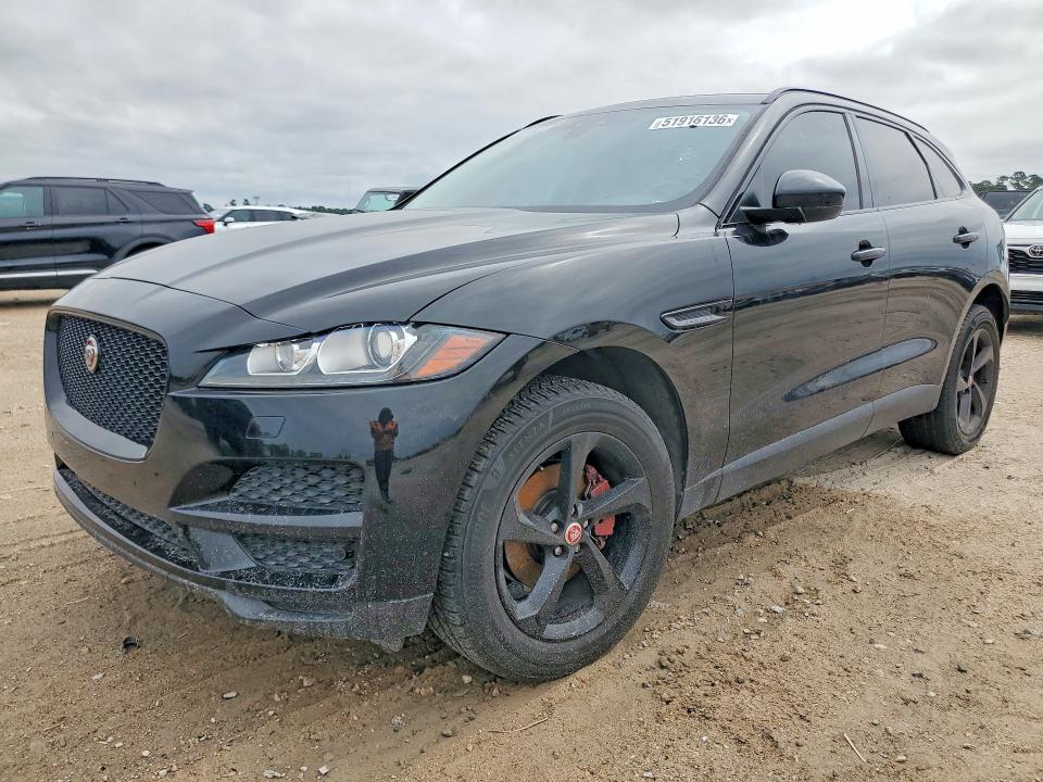 2020 Jaguar F-pace VIN SADCK2FX2LA618222 COPART salvage auction — MINOR DENT/SCRATCHES, Tx - Certificate Of Title (P), sold $8,800 on 2026-07-27 (photo 1)