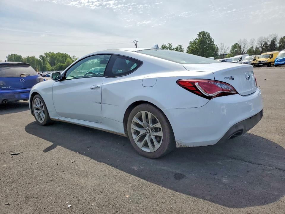 2015 Hyundai Genesis VIN KMHHU6KJ1FU123657 COPART salvage auction — SIDE, Or - Lien Papers Salvage, sold $400 on 2026-07-29 (photo 2)