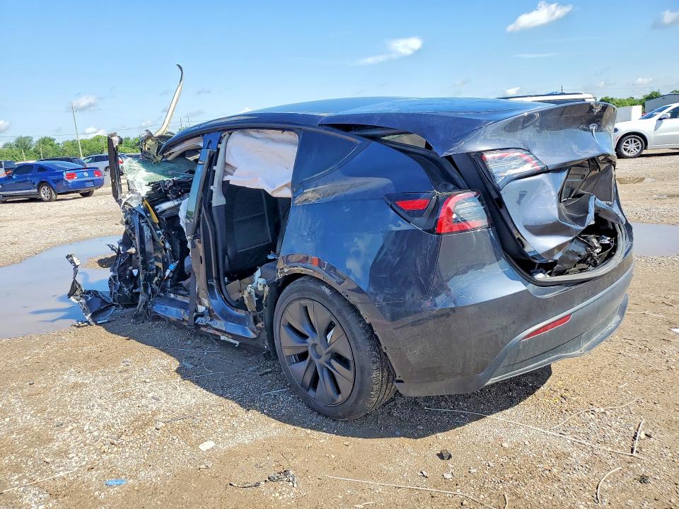 2024 Tesla Model y VIN 7SAYGDEEXRF117354 COPART salvage auction — ALL OVER, CO - SALVAGE TITLE, sold $150 on 2026-07-21 (photo 2)