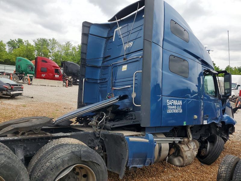 2020 Volvo VIN 4V4NC9EG6LN217541 COPART salvage auction — FRONT END, Mo - Salvage Certificate Of Title, sold $6,500 on 2026-07-09 (photo 4)