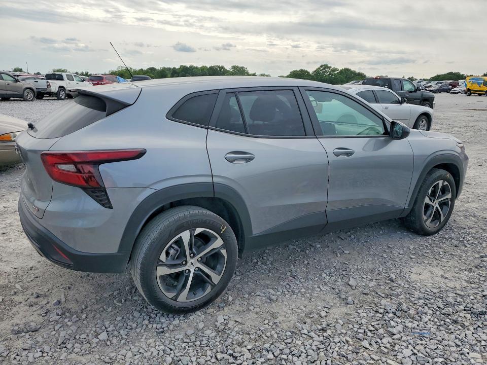 2024 Chevrolet Trax VIN KL77LGE26RC217098 COPART salvage auction — FRONT END, Tn - Salvage Certificate, sold $6,100 on 2026-07-02 (photo 3)