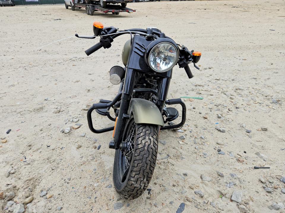 2017 Harley-davidson Flss VIN 1HD1JS912HB036974 COPART salvage auction — FRONT END, NH - CERT OF TITLE-SALVAGE, sold $6,300 on 2026-07-09 (photo 2)