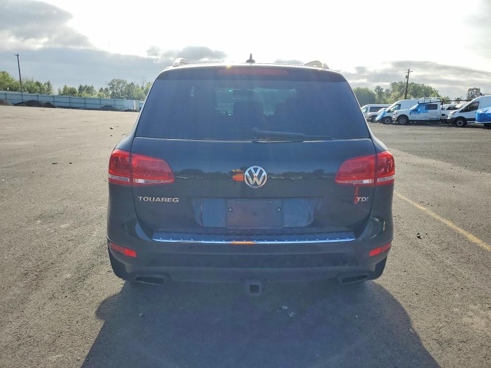2013 Volkswagen Touareg VIN WVGEP9BP8DD003366 COPART salvage auction — FRONT END, Wa - Cert Of Ownership-Rebuilt (P), sold $400 on 2026-07-08 (photo 6)