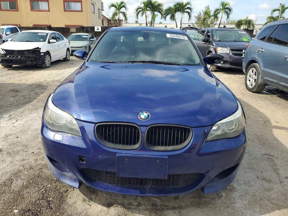 2006 BMW M5 VIN WBSNB93586B583726 COPART salvage auction — MINOR DENT/SCRATCHES, CA - DIS/DLR/EXP ONLY CLEAN TITLE (P), sold $4,400 on 2026-07-24 (photo 5)