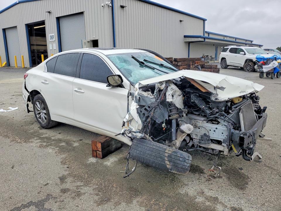 2014 Infiniti Q50 VIN JN1BV7AP8EM677282 COPART salvage auction — FRONT END, Ca - Salvage Certificate, sold $250 on 2026-07-14 (photo 4)