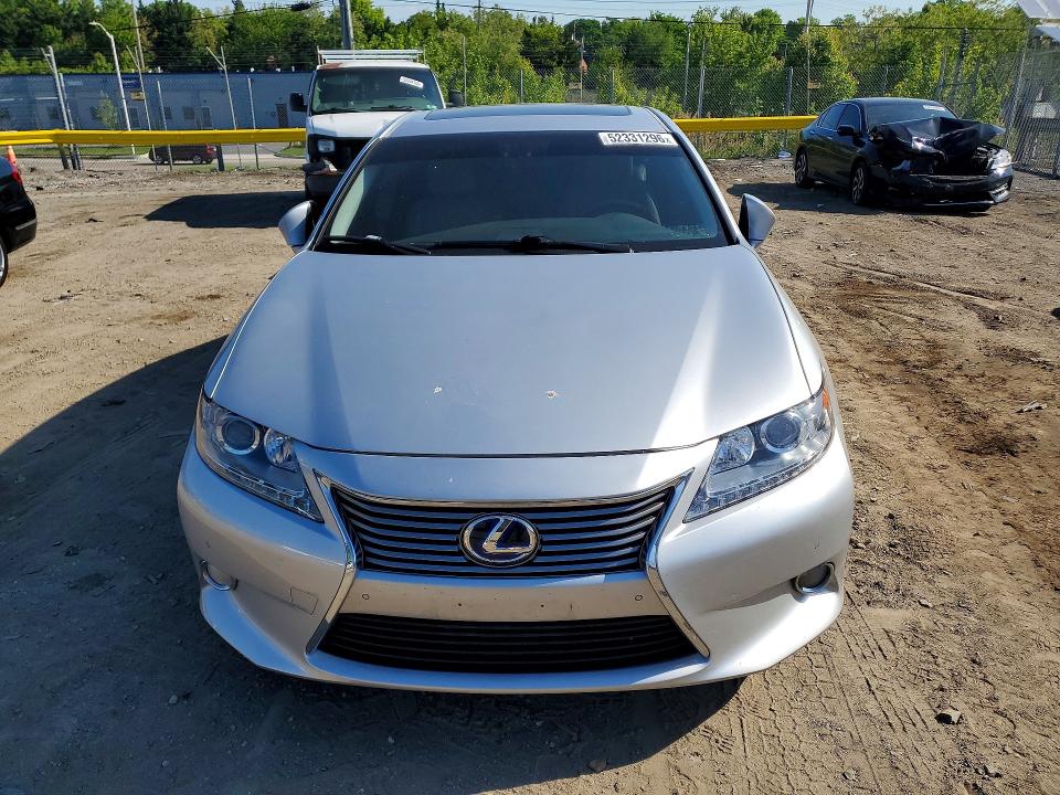 2013 Lexus ES VIN JTHBW1GG7D2015393 COPART salvage auction — REAR END, Md - Cert Of Salvage > 75% Damage, sold $400 on 2026-07-23 (photo 5)