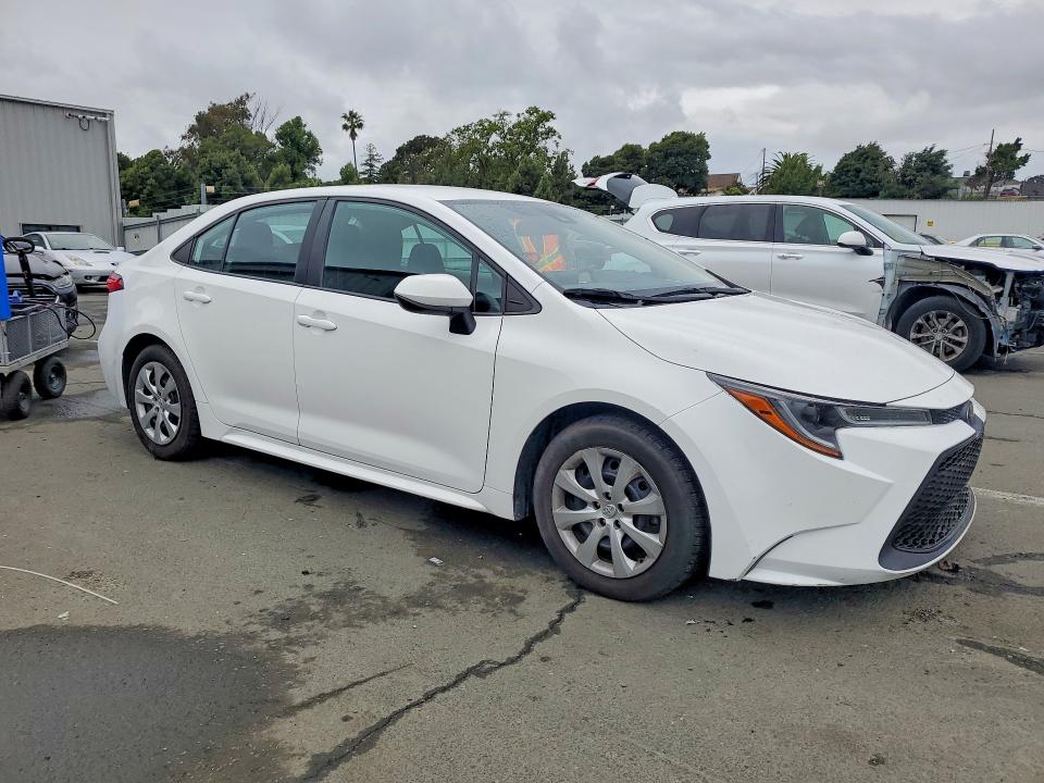 2022 Toyota VIN 5YFEPMAE7NP351603 COPART salvage auction — SIDE, Ca - Salvage Certificate, sold $6,600 on 2026-07-31 (photo 4)