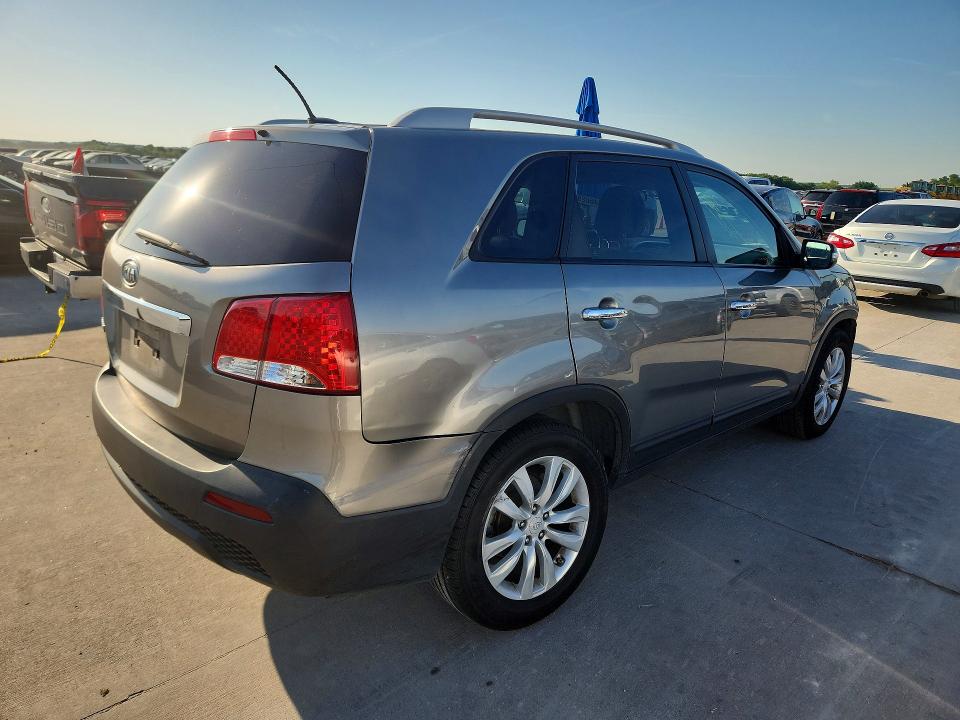 2011 Kia Sorento VIN 5XYKT4A29BG082430 COPART salvage auction — FRONT END, Tx - Salvage Vehicle Title, sold $1,700 on 2026-07-16 (photo 3)