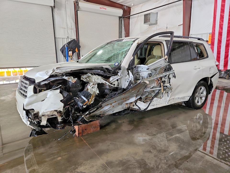2010 Toyota Highlander VIN 5TDZK3EH0AS016957 COPART salvage auction — SIDE, IL - SALVAGE CERTIFICATE, sold $750 on 2026-07-06 (photo 1)