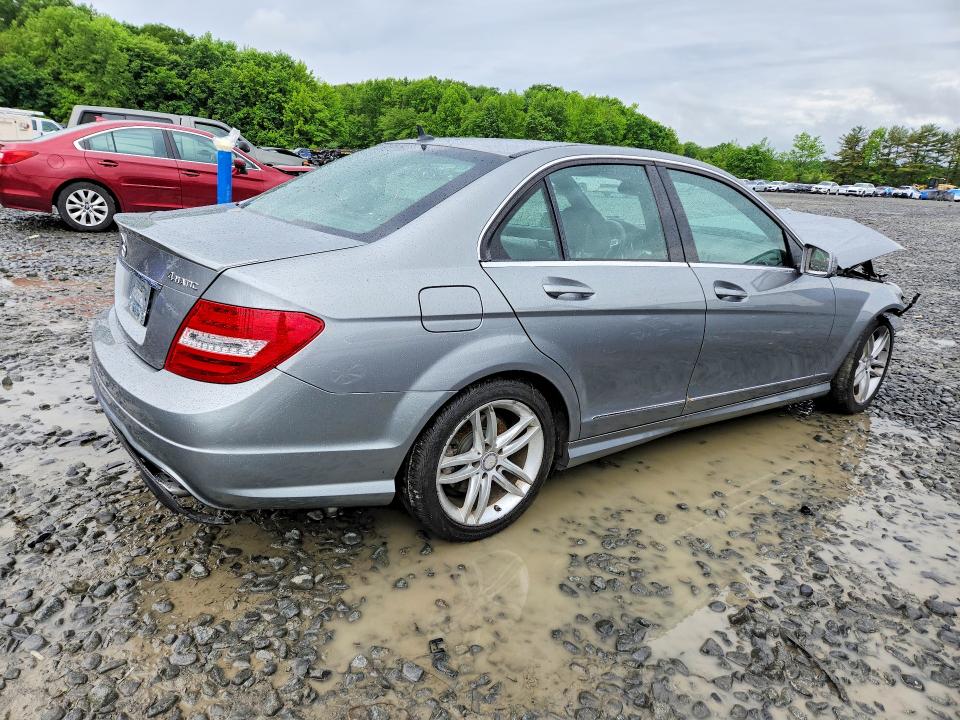 2014 Mercedes-benz C-klasse VIN WDDGF8AB1EA960253 COPART salvage auction — FRONT END, Nj - Cert Of Title-Salvage, sold $700 on 2026-08-03 (photo 3)