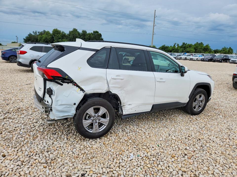 2025 Toyota VIN 2T3RWRFV1SW267384 COPART salvage auction — SIDE, Tx - Salvage Vehicle Title, sold $16,900 on 2026-07-09 (photo 3)