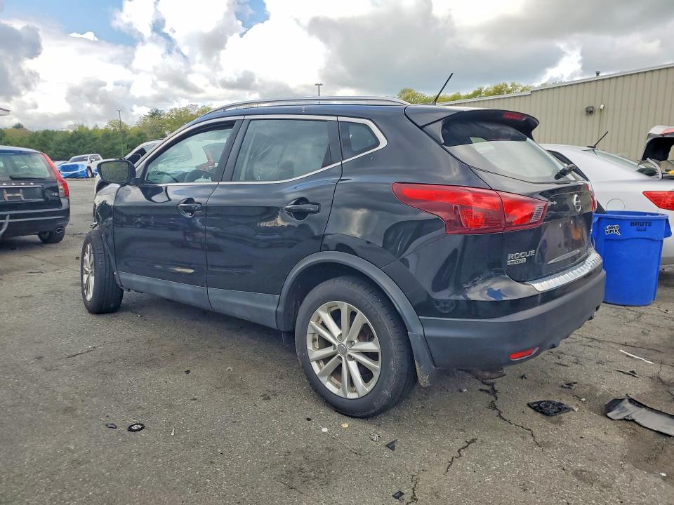 2017 Nissan Rogue VIN JN1BJ1CR4HW135483 COPART salvage auction — FRONT END, RI - SALVAGE CERTIFICATE OF TITLE, sold $425 on 2026-07-09 (photo 2)