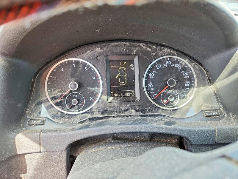 2015 Volkswagen Tiguan VIN WVGBV7AX0FW512888 COPART salvage auction — NORMAL WEAR, Mi - Dealer Only Clean Title, sold $600 on 2026-07-16 (photo 9)