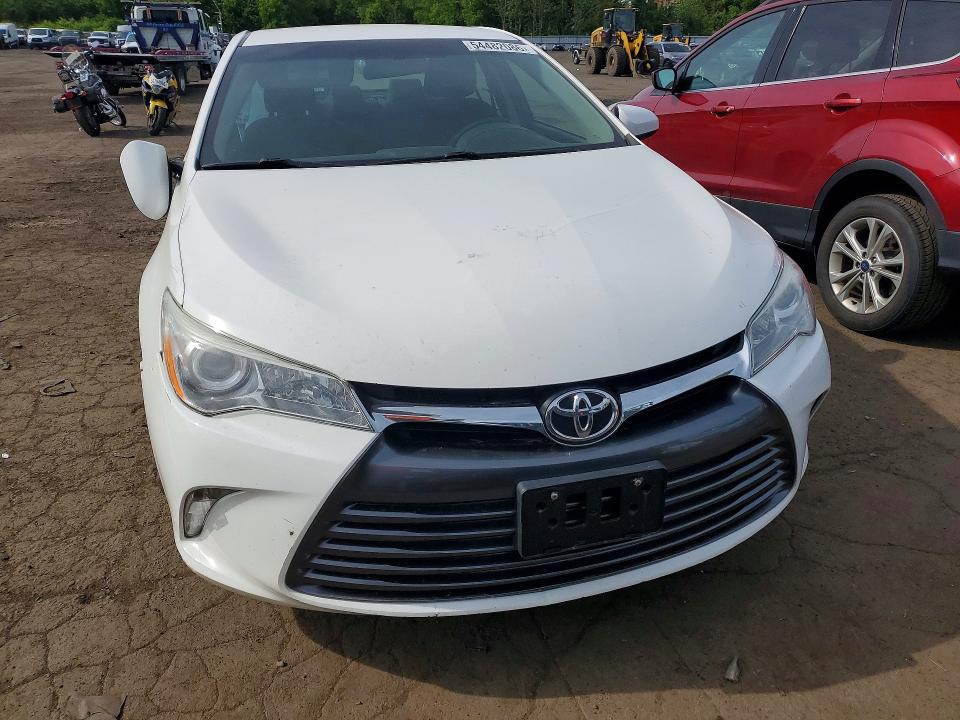 2015 Toyota Camry VIN 4T4BF1FK2FR463654 COPART salvage auction — SIDE, Ct - Cert Of Title-Salvage, sold $3,650 on 2026-07-02 (photo 5)
