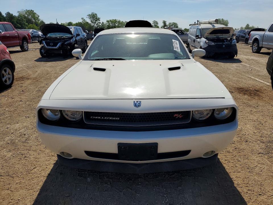 2010 Dodge Challenger VIN 2B3CJ5DT3AH174719 COPART salvage auction — SIDE, IL - SALVAGE CERTIFICATE, sold $2,100 on 2026-07-09 (photo 5)