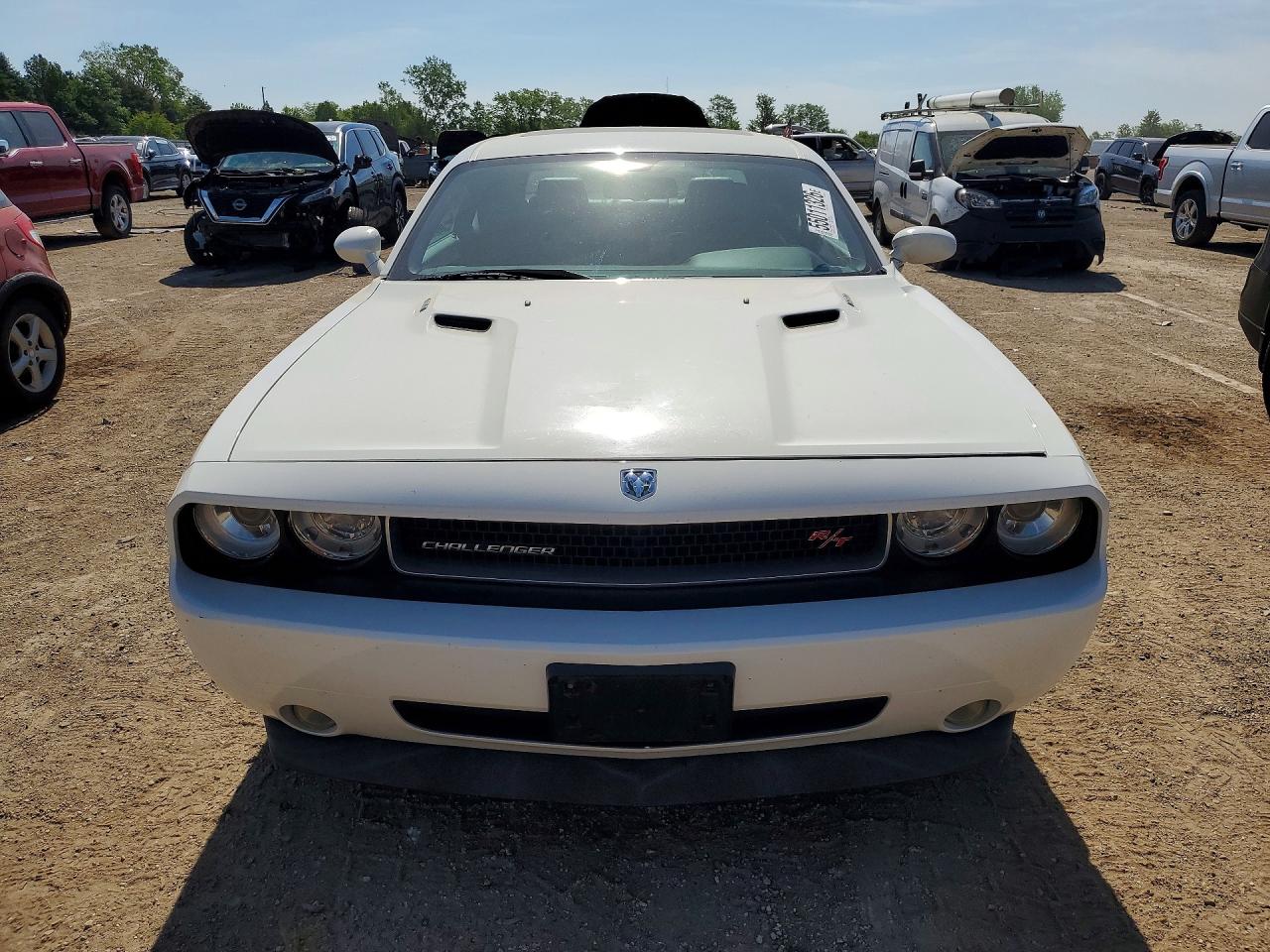 2010 Dodge Challenger VIN 2B3CJ5DT3AH174719 COPART salvage auction — Side, IL - SALVAGE CERTIFICATE, sold $2,100 on 2026-06-25 (photo 5)