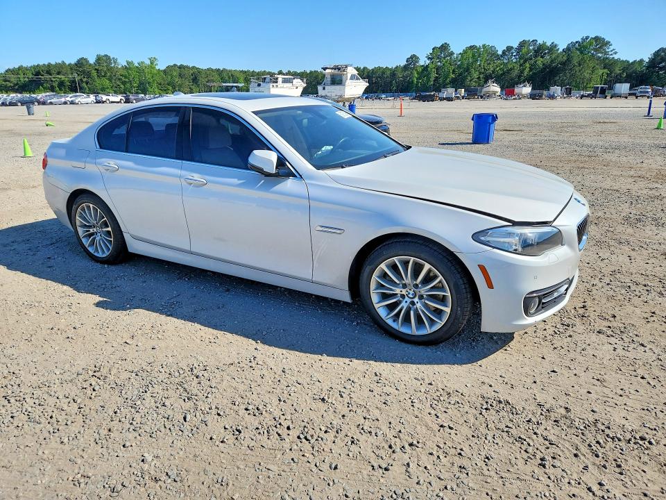 2015 BMW 5er VIN WBA5A5C51FD515000 COPART salvage auction — MINOR DENT/SCRATCHES, Nc - Salvage Certificate Of Title, sold $3,000 on 2026-07-27 (photo 4)