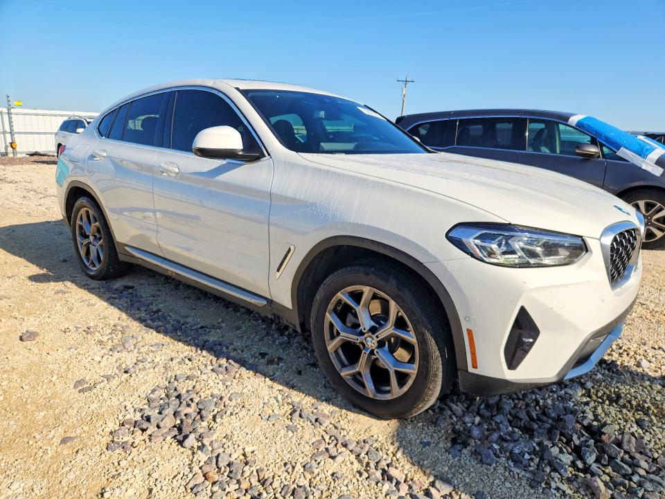2024 BMW X4 VIN 5UX33DT09R9T74413 COPART salvage auction — HAIL, Mo - Salvage Certificate Of Title, sold $1,000 on 2026-07-22 (photo 4)