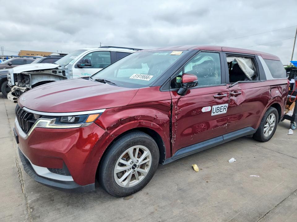 2024 Kia Carnival VIN KNDNB4H34R6389418 COPART salvage auction — SIDE, Tx - Certificate Of Title, sold $10,900 on 2026-07-08 (photo 1)
