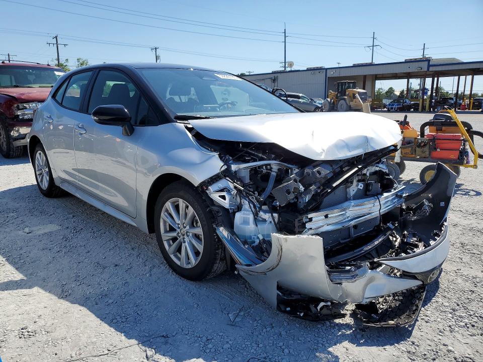 2026 Toyota Corolla VIN JTND4MBE1T3265112 COPART salvage auction — FRONT END, Fl - Cert Of Title Slvg Rebuildable, sold $4,800 on 2026-07-10 (photo 4)