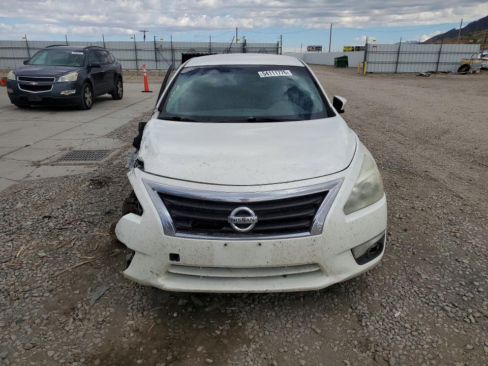 2015 Nissan VIN 1N4AL3AP5FN407791 COPART salvage auction — FRONT END, Ut - Salvage Certificate, sold $300 on 2026-08-24 (photo 5)