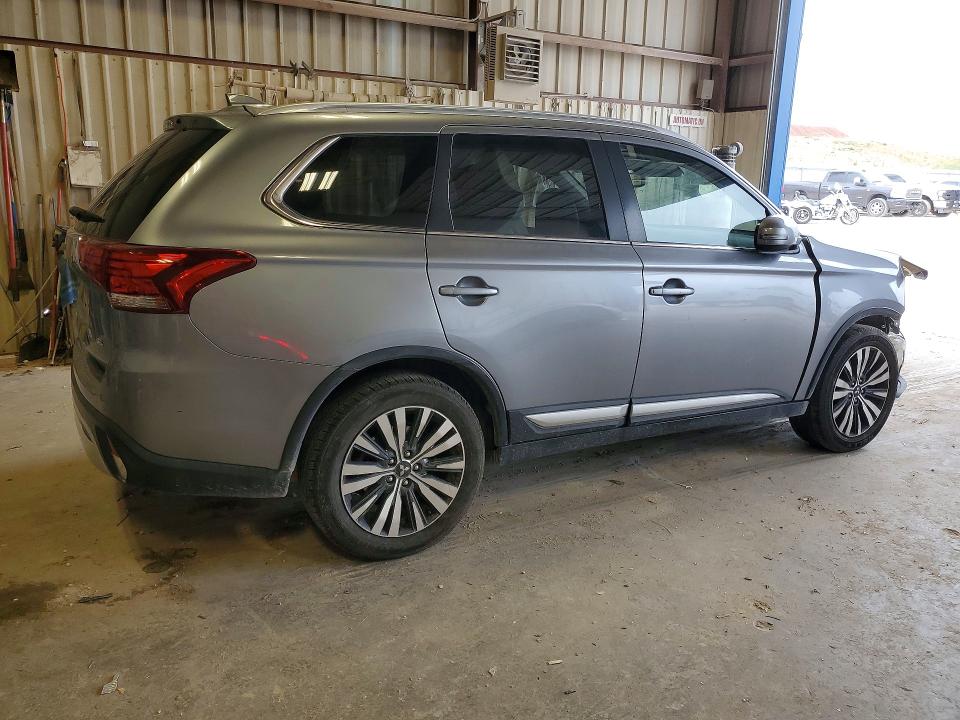 2020 Mitsubishi VIN JA4AD3A33LZ033605 COPART salvage auction — FRONT END, Tx - Salvage Vehicle Title, sold $4,650 on 2026-07-10 (photo 3)