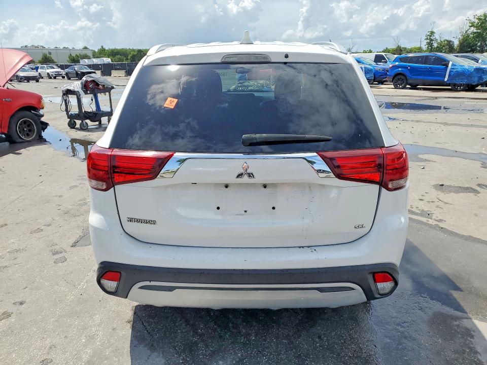 2019 Mitsubishi Outlander VIN JA4AD3A32KZ036316 COPART salvage auction — SIDE, Fl - Cert Of Title Slvg Rebuildable, sold $2,050 on 2026-07-14 (photo 6)