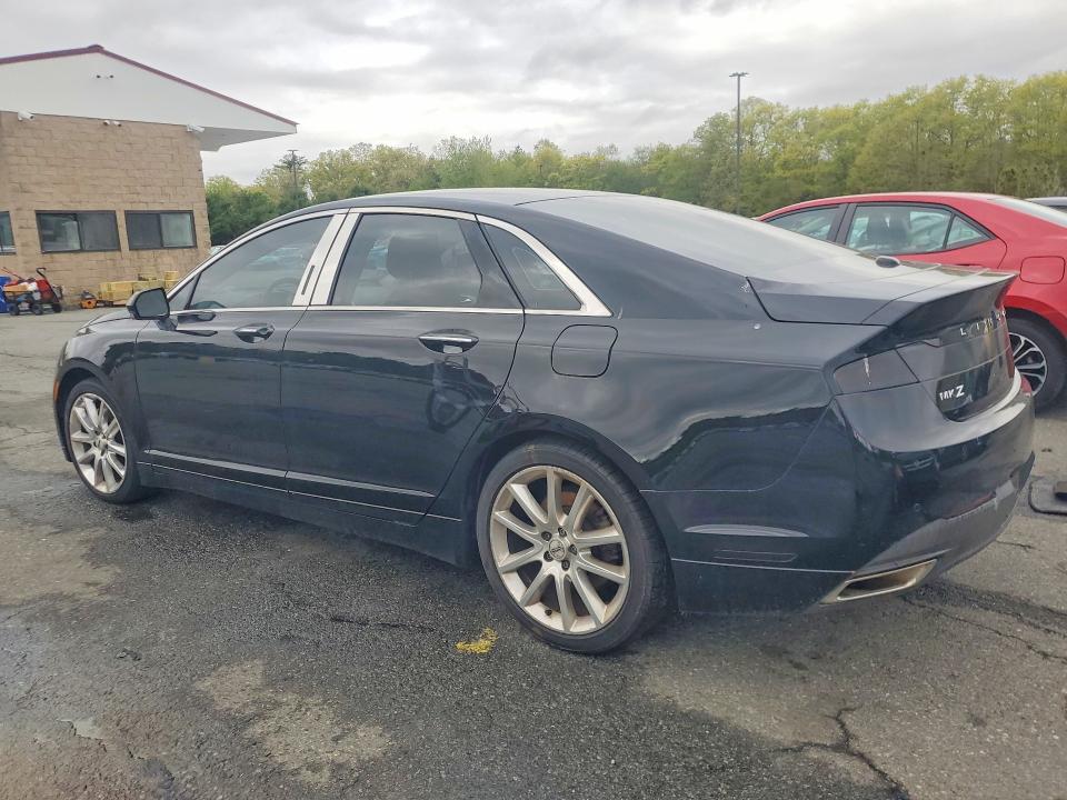 2016 Lincoln Mkz VIN 3LN6L2JK4GR631885 COPART salvage auction — MINOR DENT/SCRATCHES, Ct - Certificate Of Title, sold $1,950 on 2026-07-09 (photo 2)