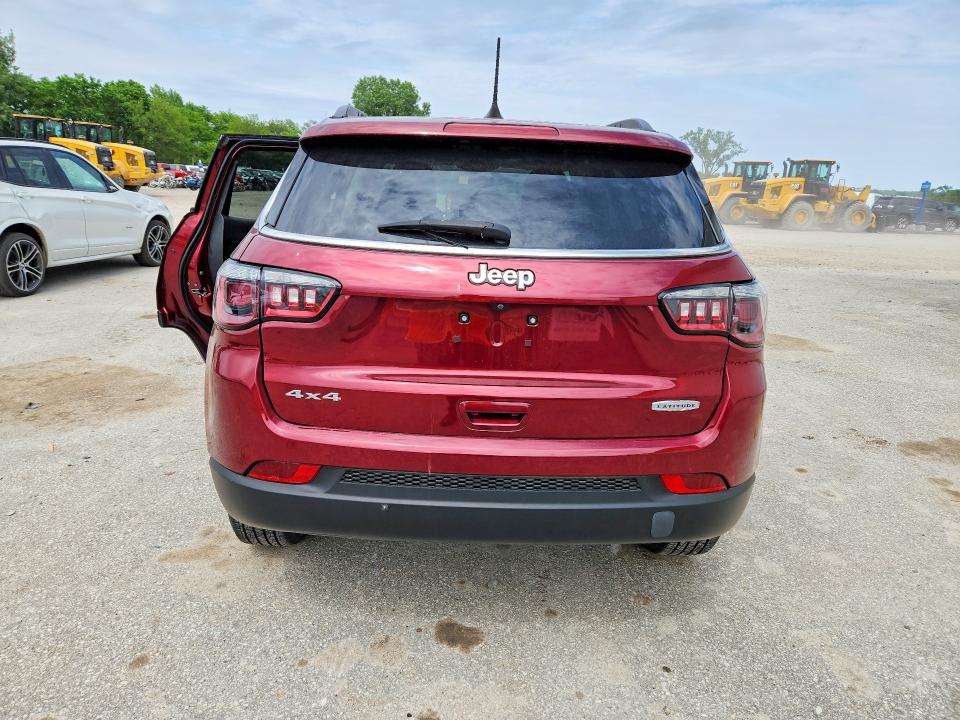 2021 Jeep VIN 3C4NJDBB9MT555126 COPART salvage auction — SIDE, Ia - Cert Of Title-Salvage Title, sold $6,300 on 2026-07-24 (photo 6)