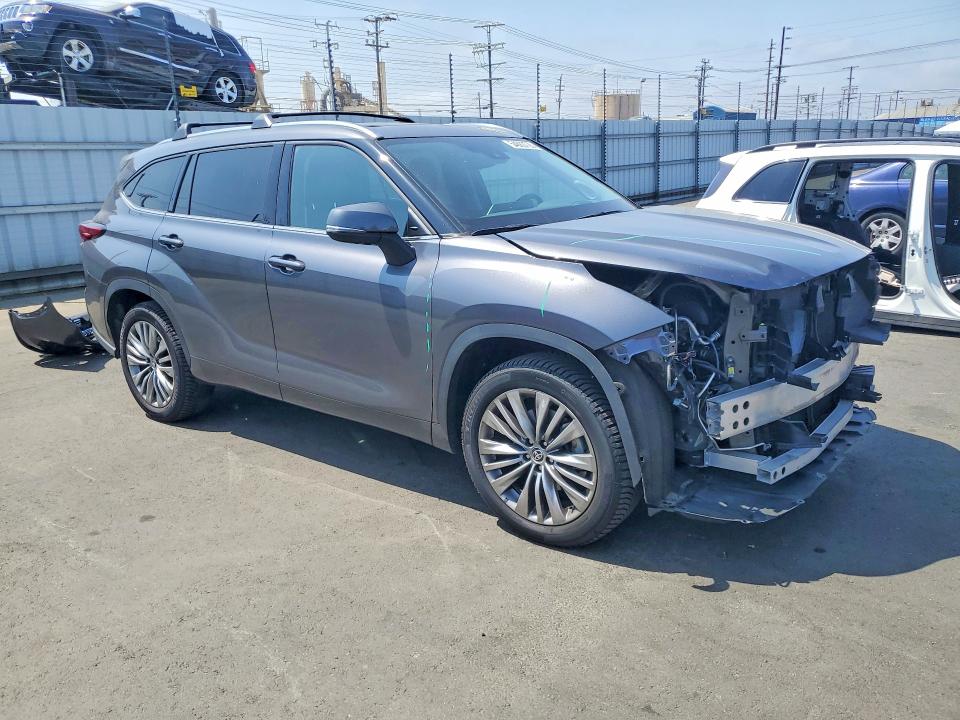 2021 Toyota Highlander VIN 5TDFZRAH5MS039789 COPART salvage auction — FRONT END, Ca - Salvage Certificate, sold $17,100 on 2026-07-13 (photo 4)