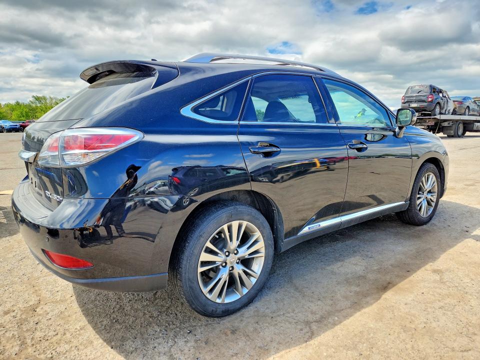 2013 Lexus Rx 450h VIN JTJBC1BAXD2451326 COPART salvage auction — NORMAL WEAR, Pa - Cert Of Title, sold $3,850 on 2026-07-02 (photo 3)